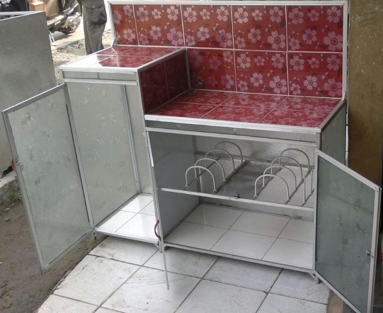 Lemari Dapur Dengan Bahan Alumunium SAKTI DESAIN