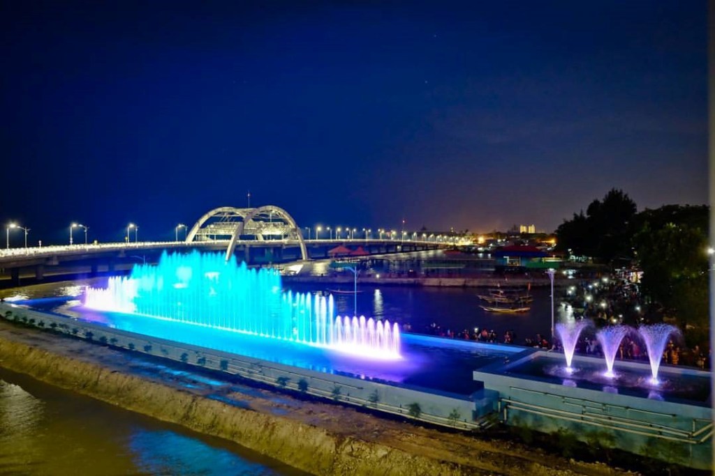 Air Mancur Menari Jembatan Kenjeran, Surabaya - SAKTI DESAIN