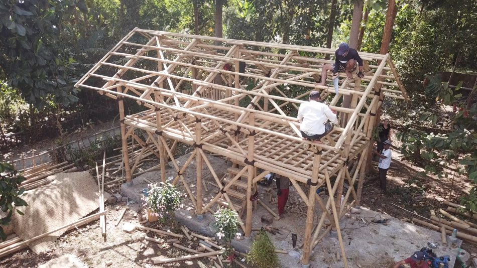 bangun rumah sendiri