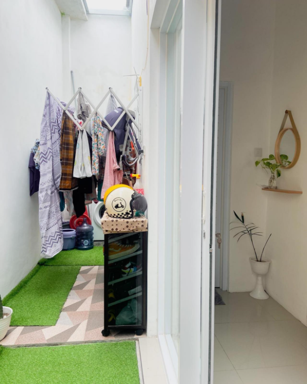 ruang jemur dan cuci semi outdoor